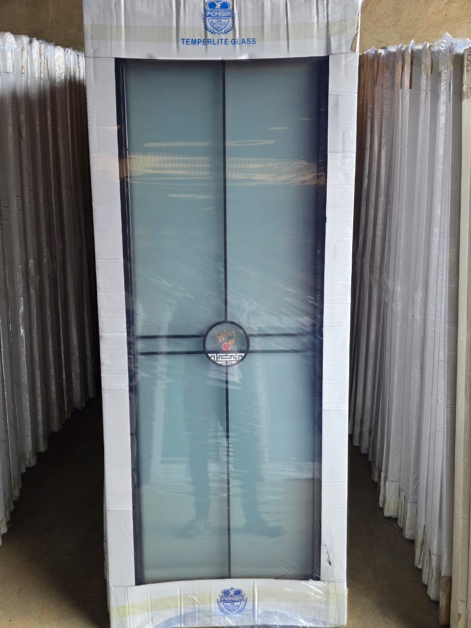 BATHROOM DOORS